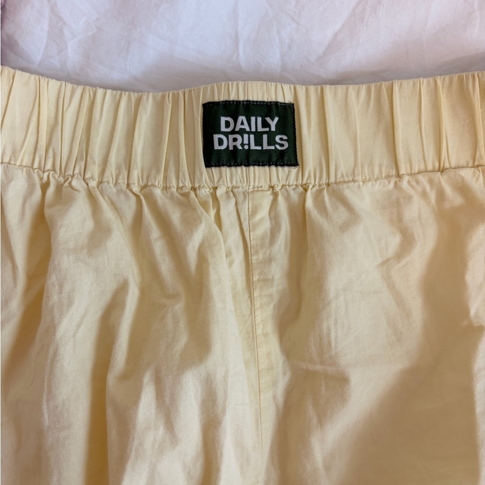 Daily Drills poplin pants yellow